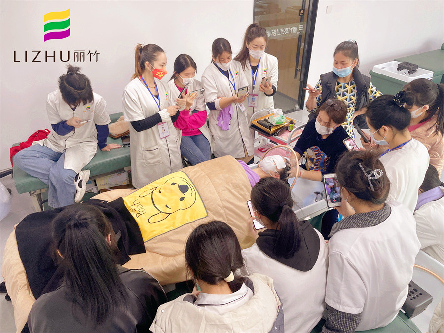 南寧養(yǎng)生頭療洗護課程 ，麗竹學(xué)校美容專業(yè)內(nèi)容