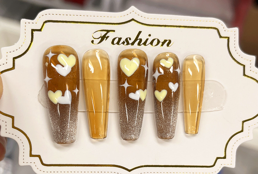 愛心美甲，廣西美甲學(xué)員課堂實(shí)操作品