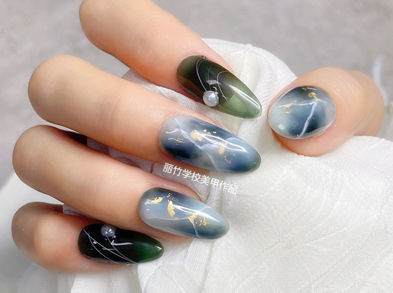 水墨暈染美甲，廣西美甲培訓機構學員作品