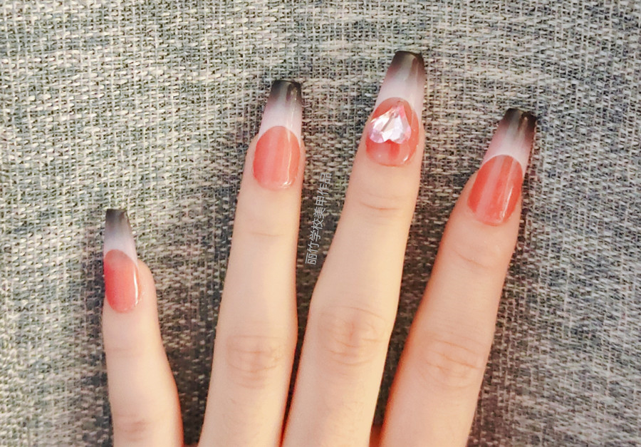 法式美甲，零基礎學美甲培訓學員作品