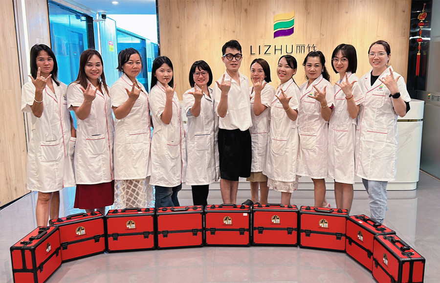 紋繡畢業(yè)感言：麗竹紋繡全能大師班，加油！