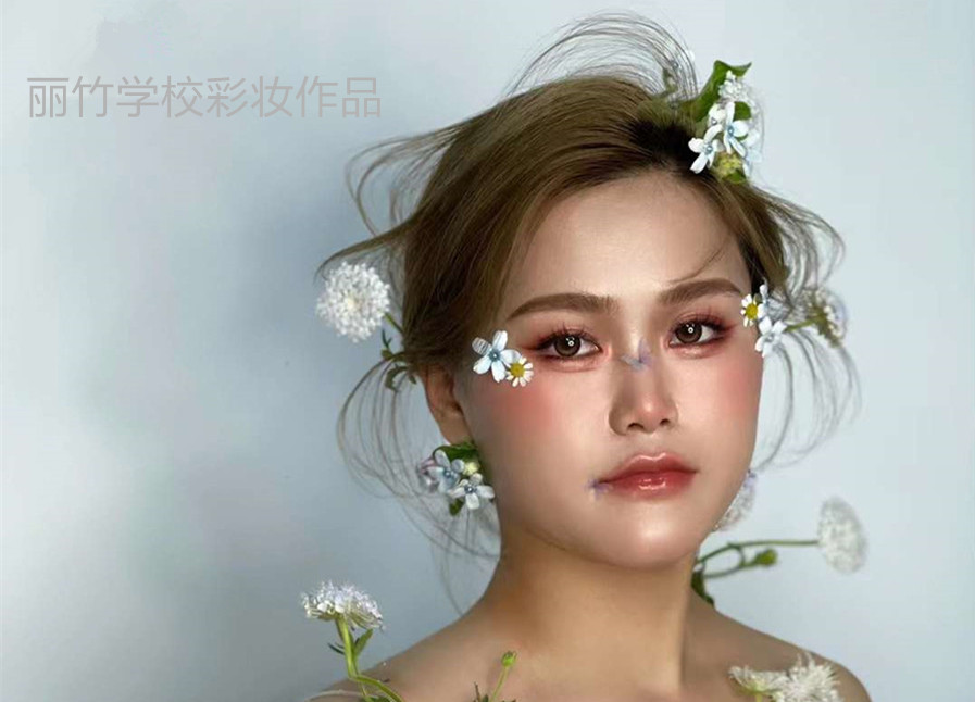 抽絲新娘造型，零基礎(chǔ)學(xué)化妝作品