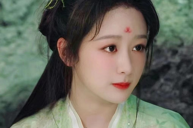 小夭《長相思》妝容教程，南寧化妝培訓明星仿妝