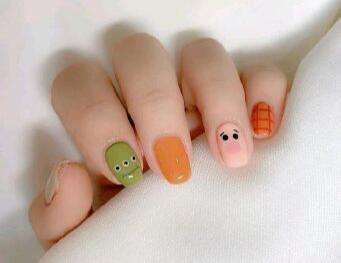 可愛繪畫美甲，南寧美甲培訓(xùn)中心美甲分享