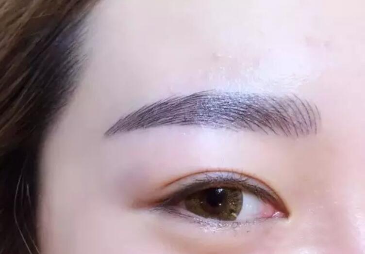 紋眉脫痂后沒(méi)顏色的原因，廣西紋繡師專業(yè)課程