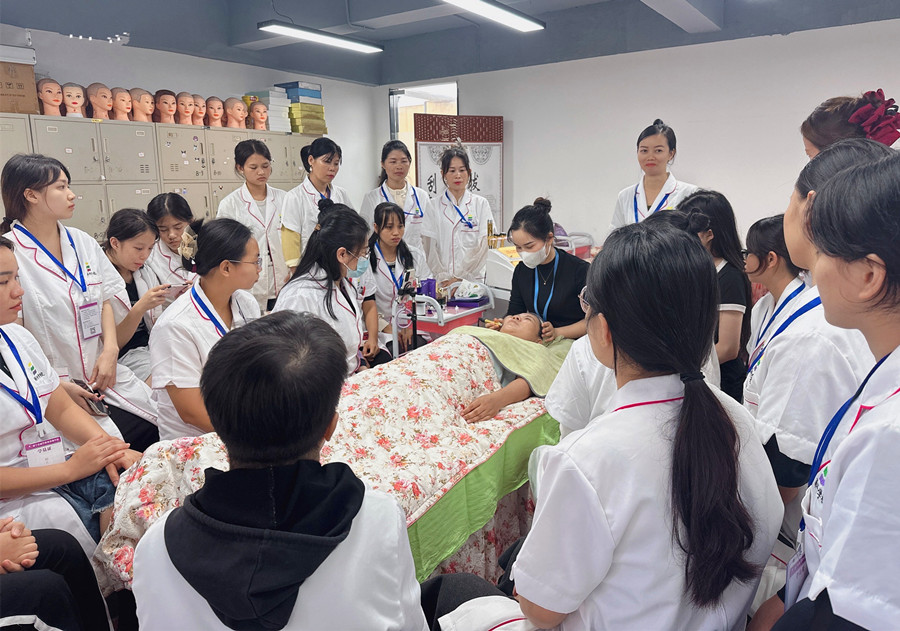 使用美容儀器注意事項(xiàng)，南寧美容儀器培訓(xùn)班教學(xué)