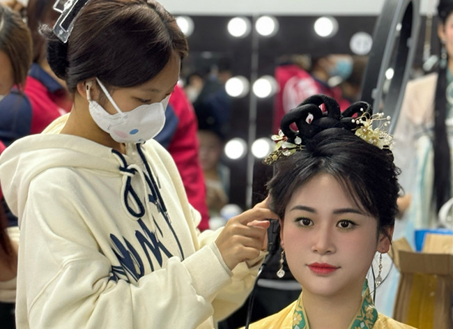 漢服造型設(shè)計，南寧培訓(xùn)漢服造型師作品