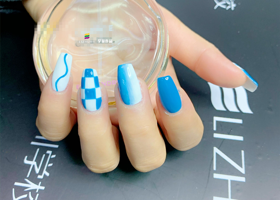 指甲油顏色選擇的技巧，美甲基礎(chǔ)講解