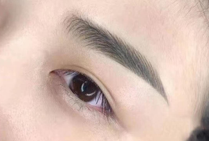 廣西學(xué)紋眉：紋眉哪種好看自然？