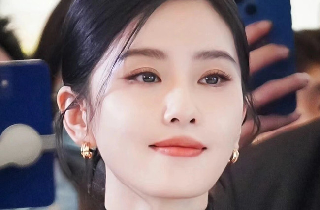 劉詩詩黑天鵝日常淡妝，廣西化妝彩妝專業(yè)分享