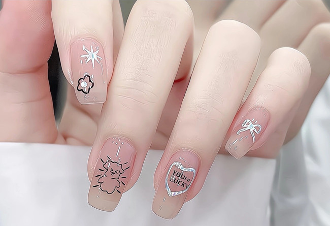 秋冬顯白裸色美甲，南寧美甲店推薦