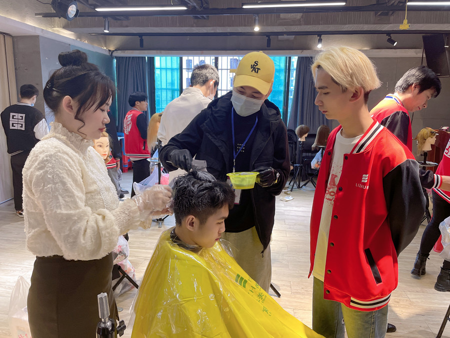 染發(fā)實(shí)用技巧，南寧燙染學(xué)校作品