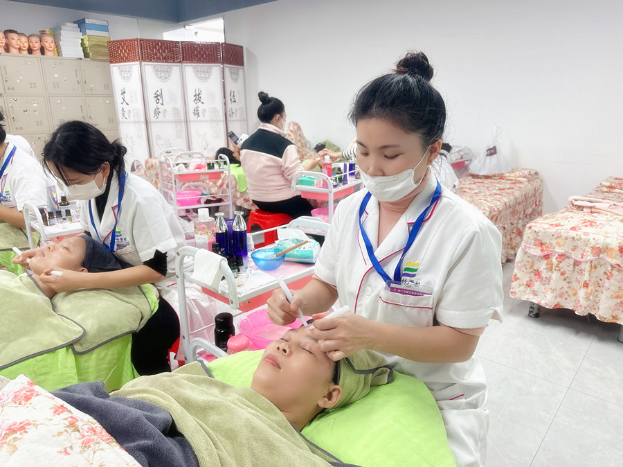 ?學美容心得體會：選擇麗竹，把握成功