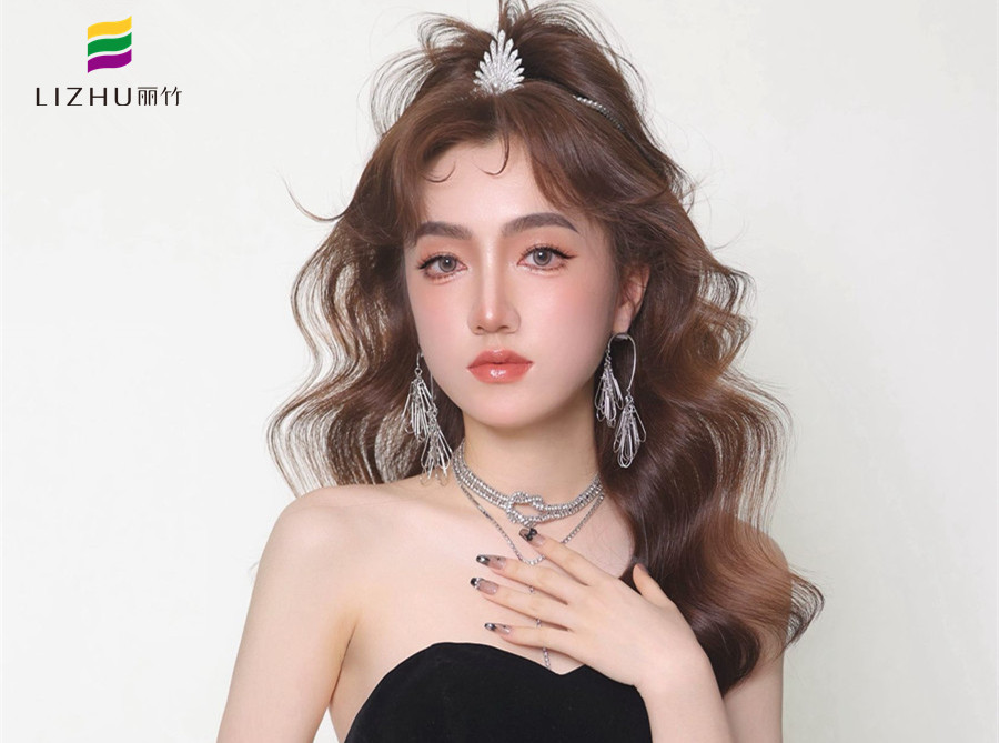 千金晚宴造型，南寧化妝彩妝造型學(xué)校作品