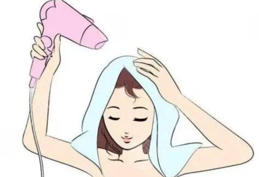 護(hù)發(fā)精油的正確用法，南寧美發(fā)洗頭培訓(xùn)班教學(xué)