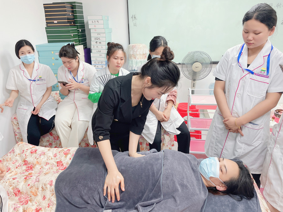 泥灸敷肚子的好，廣西美容美體操作講解