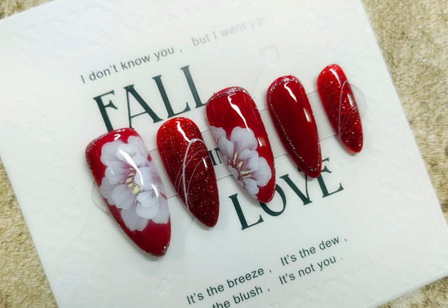 3D甲排筆美繪畫技巧，告訴你南寧美甲培訓(xùn)去哪里？