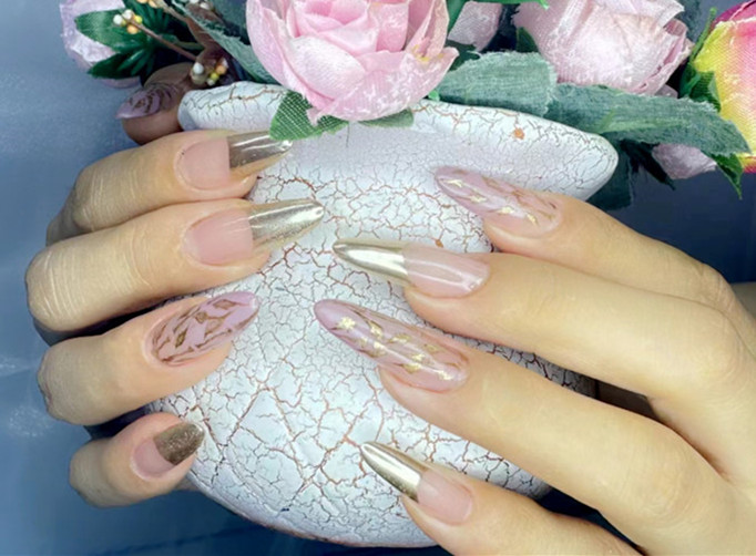 國風(fēng)金竹美甲 ，南寧美甲師職校分享教程