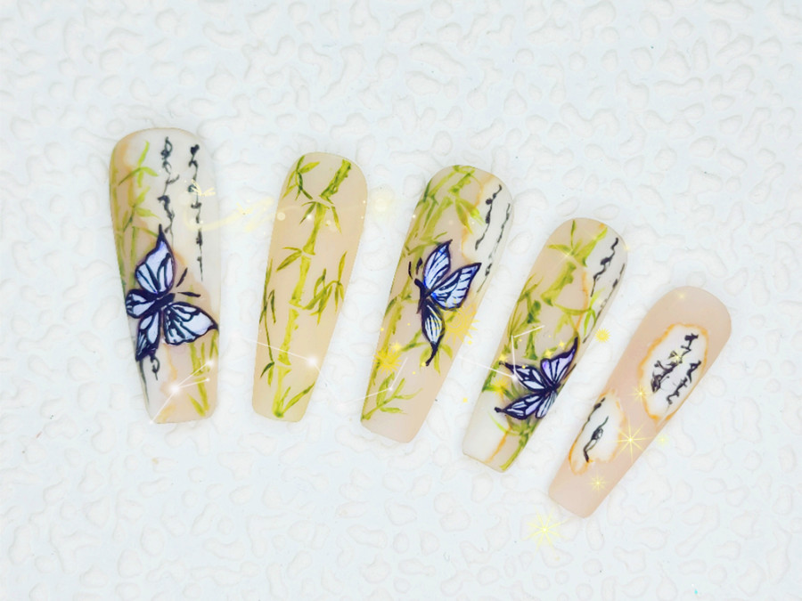 新中式美甲，告訴你南寧美甲去哪里學(xué)比較好？