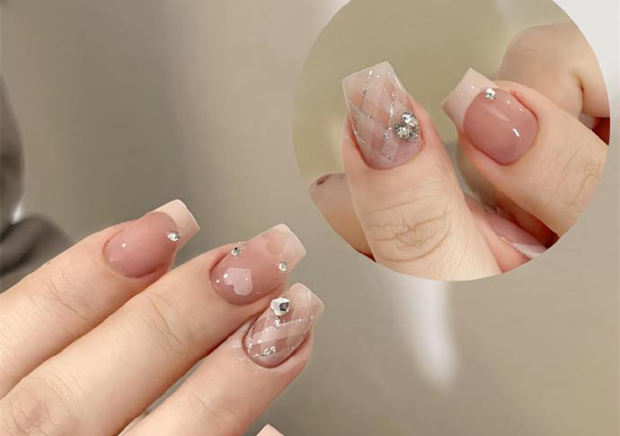 廣西美甲學校教材：顯白短甲美甲