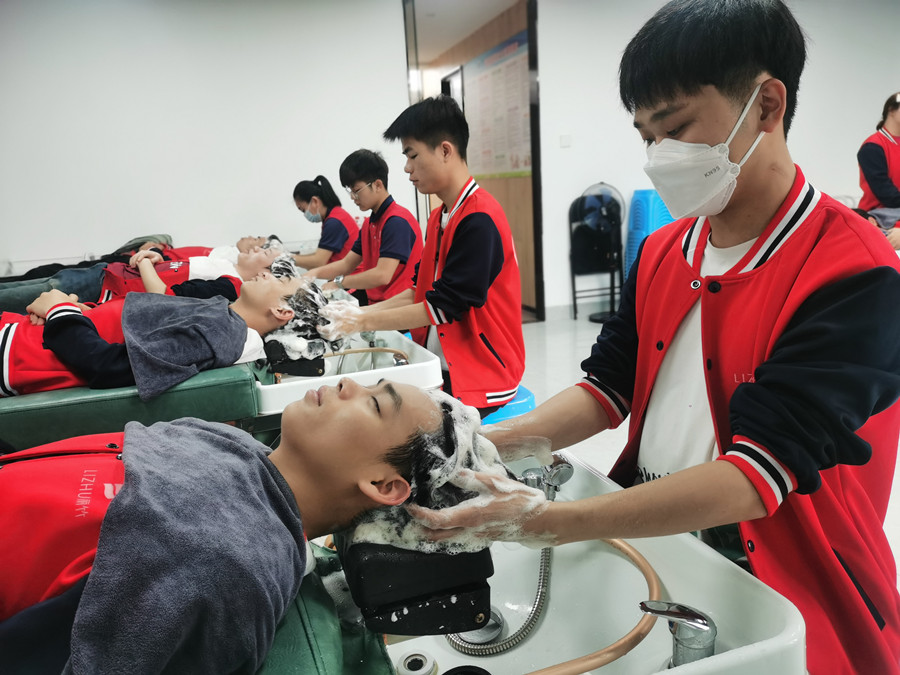 掉頭發(fā)的根本原因，南寧洗發(fā)護(hù)膚培訓(xùn)講解