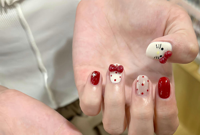 適合秋天做的美甲，廣西省美甲學(xué)校分享