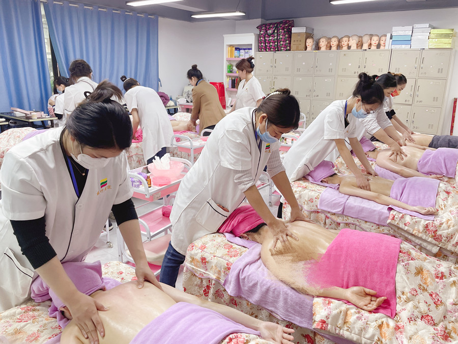 肩部按摩操作注意事項，廣西美容健康管理手法講解