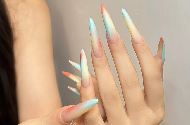 在逃公主美甲，南寧美甲造型設(shè)計學(xué)校推薦