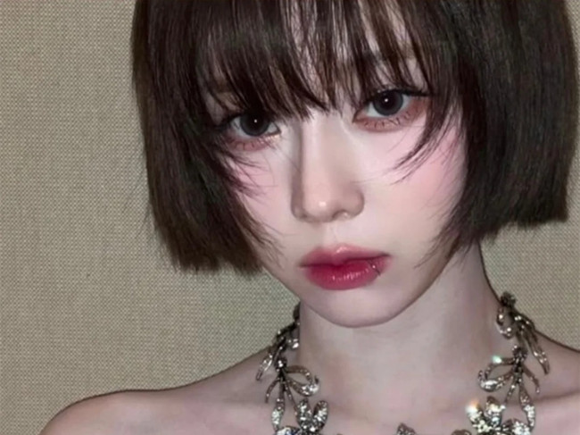 金玟庭眼妝教程，從零開(kāi)始學(xué)化妝南寧