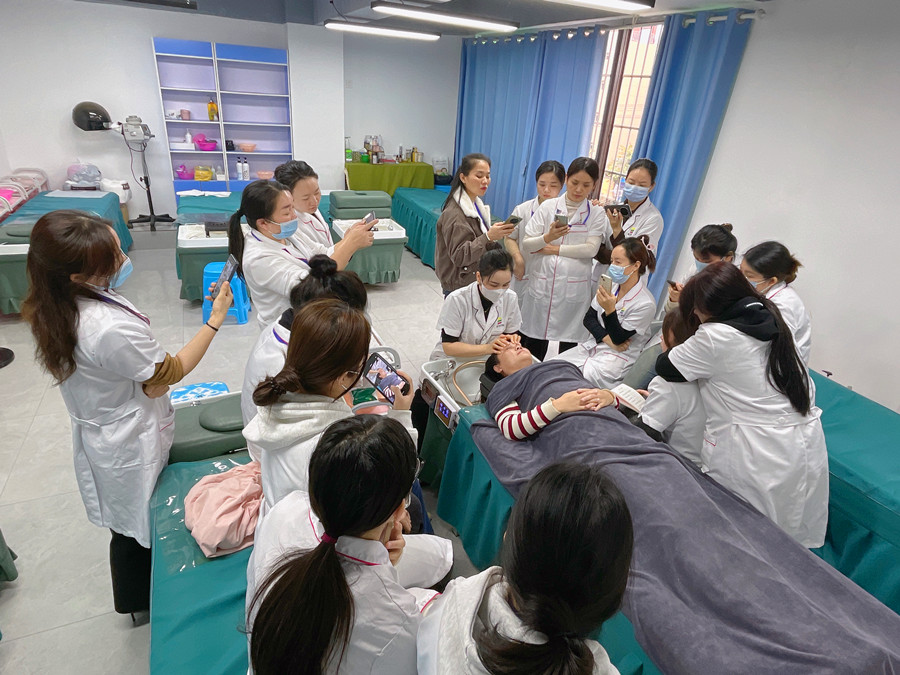 不同時(shí)間進(jìn)行頭療的好處，南寧頭療專業(yè)講解