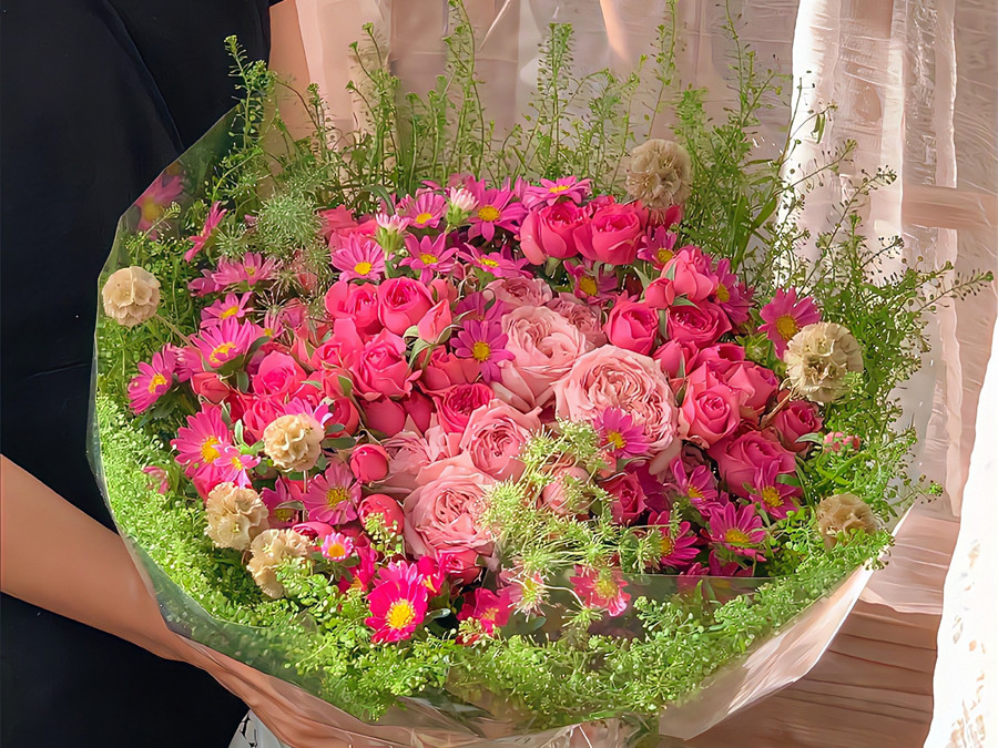 超治愈的春日花束，廣西花藝插花培訓(xùn)學(xué)校作品