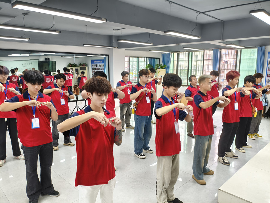 零基礎(chǔ)學(xué)美發(fā)，首先要學(xué)的是……