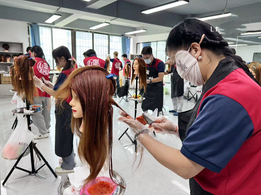 建議你收藏這份新手染發(fā)教程，廣西專業(yè)燙染