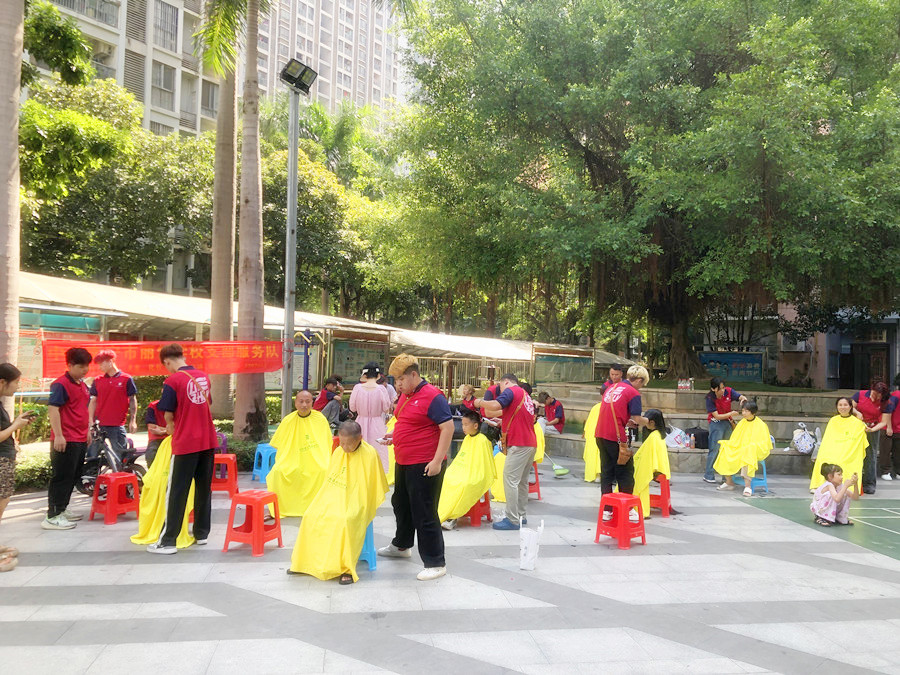 記錄南寧美發(fā)外出教學(xué)，告訴你南寧美發(fā)去哪學(xué)？