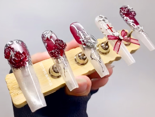 哥特風(fēng)美甲的特點(diǎn)，廣西美甲專業(yè)教學(xué)解